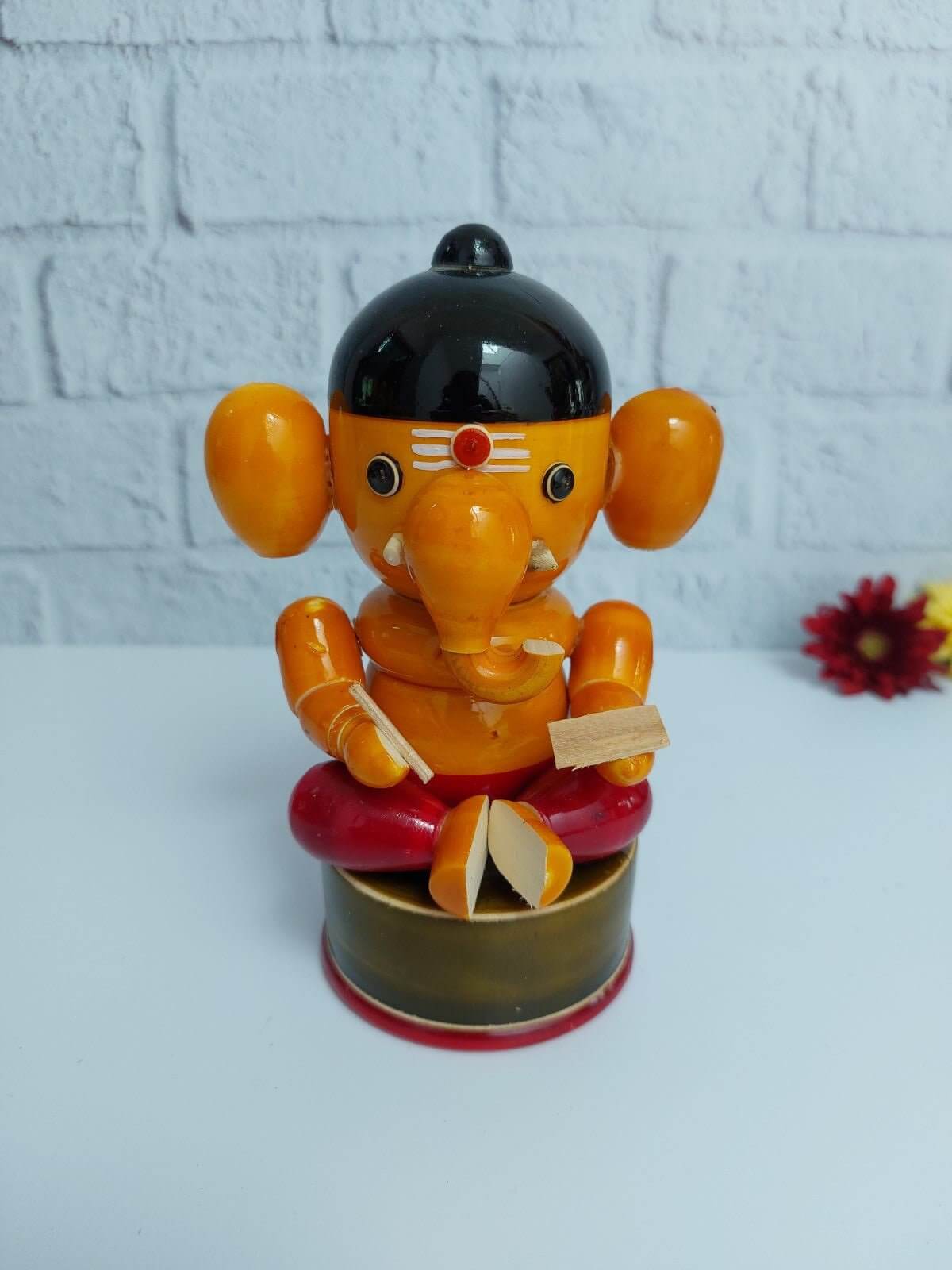 Etikoppaka Book Ganesha-1-Zishta Traditional Home Decor Toys