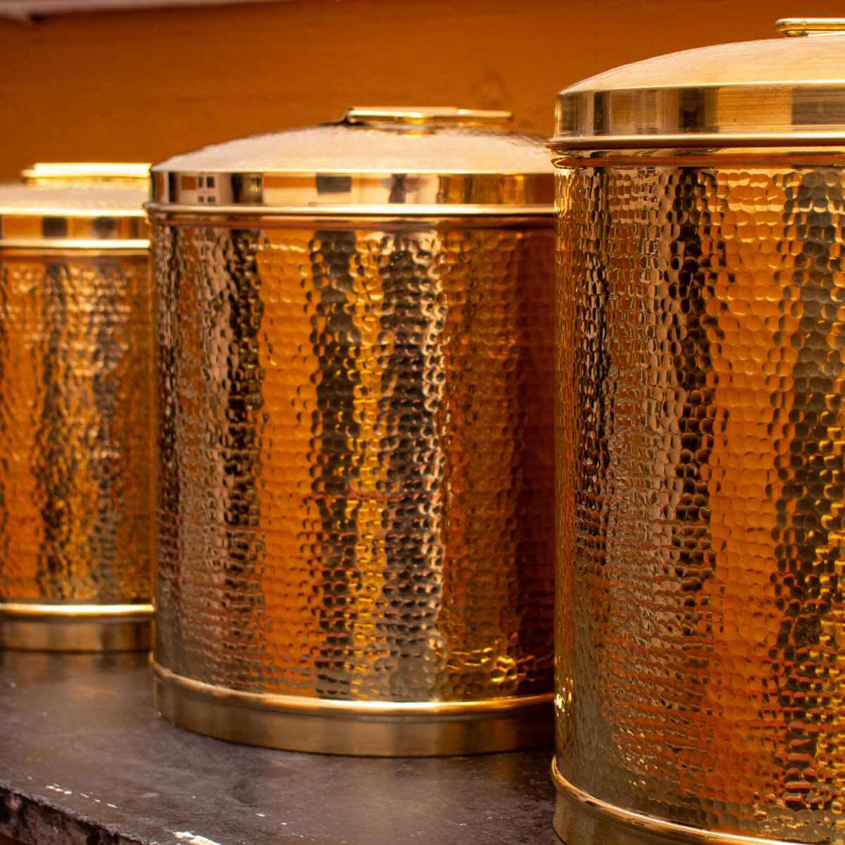 Brass Storage Pawali / Drum Zishta