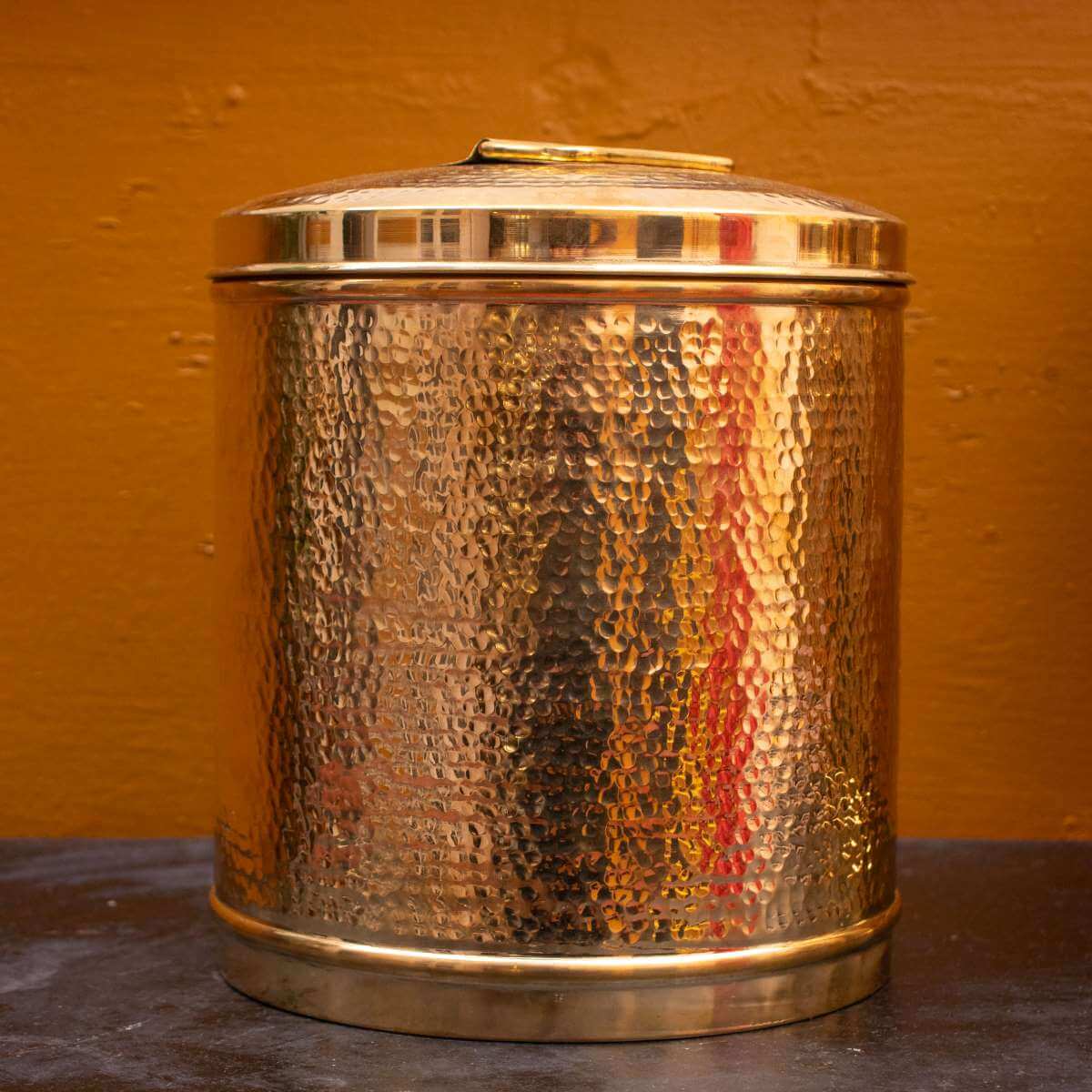 Brass Storage Pawali / Drum Zishta