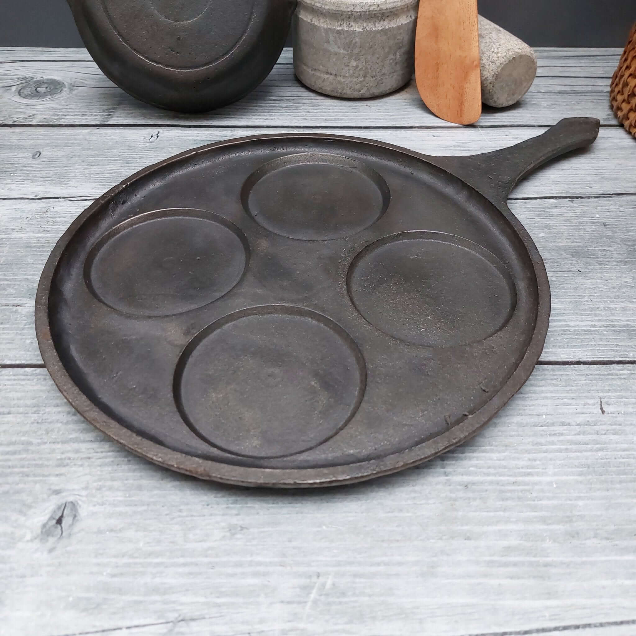 Cast Iron Mini Uthappam Pan - 4 Cavities Zishta