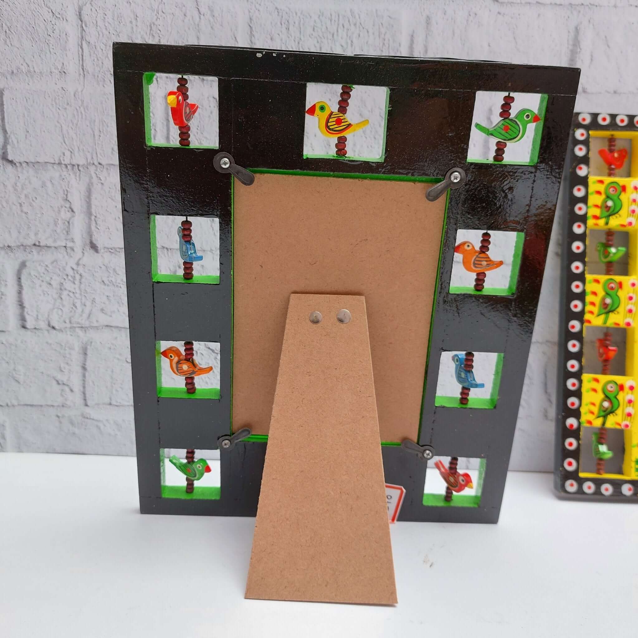 Varanasi Handcrafted Chirpy Photo Frame Green 2-Zishta Traditional Home Décor Toys