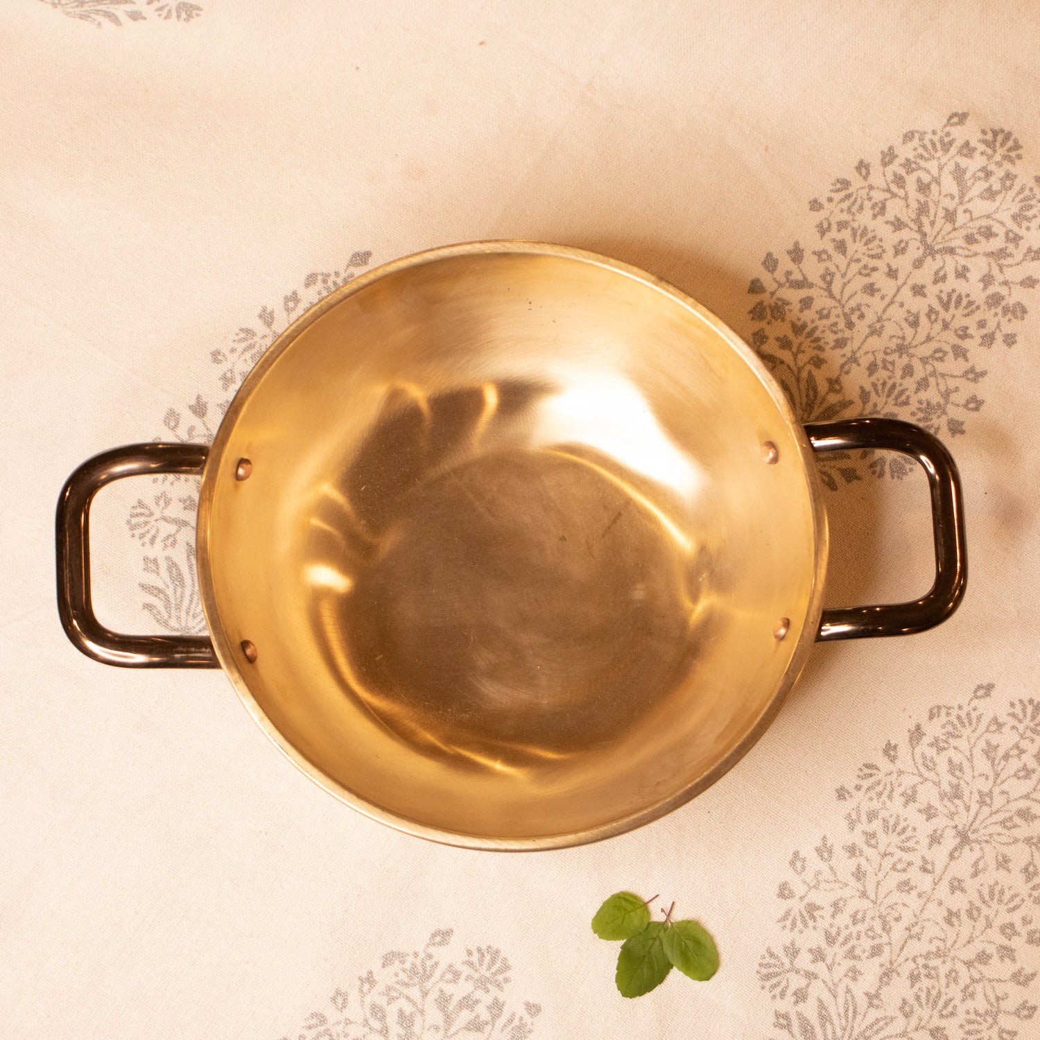 Kansa Tulsi Kadai-1-zishta Traditional Bronze-Kansa Cookware